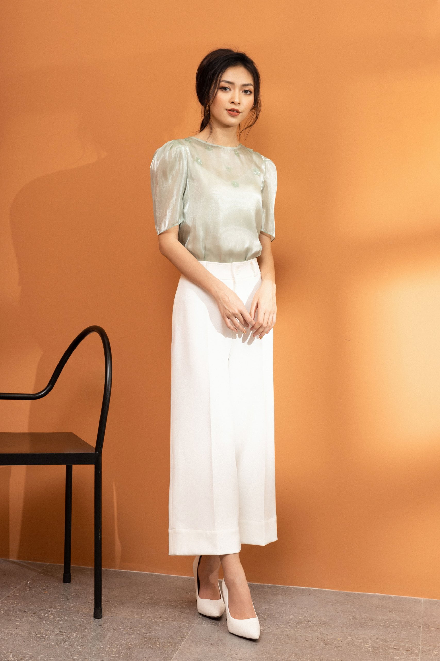 Organza mang đến vẻ thanh lịch cho các quý cô