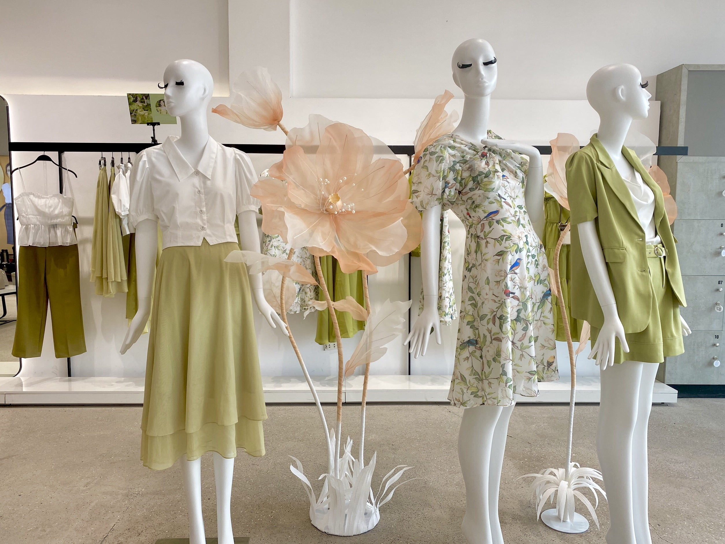 tuổi mới diện mạo mới