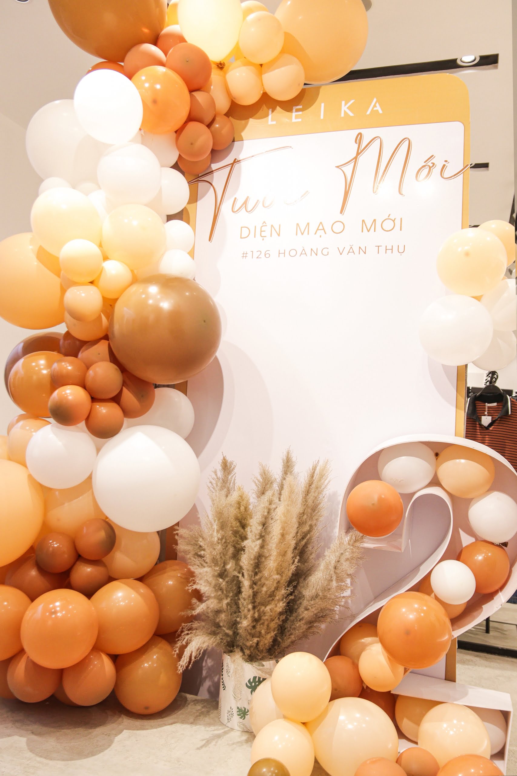 tuổi mới diện mạo mới