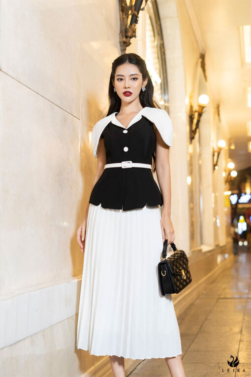 chân váy xòe xếp ly