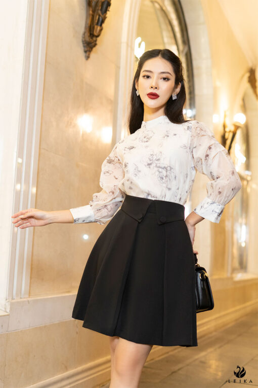 chân váy xòe xếp ly