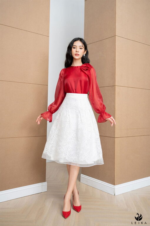 phối áo với chân váy dài