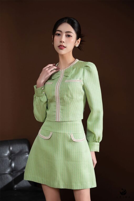 chân váy ngắn chữ A