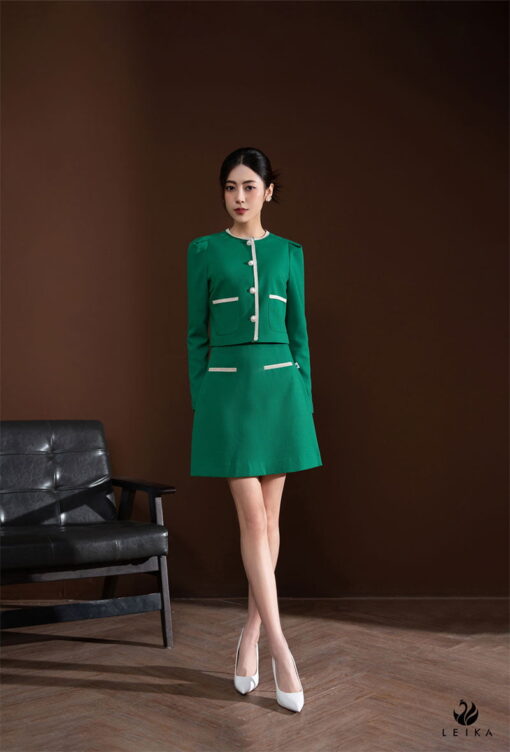 chân váy ngắn chữ A