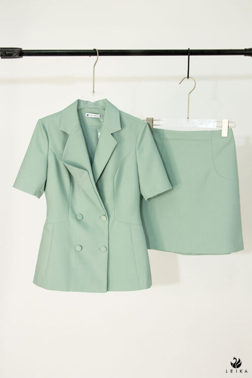 Chân váy A can thân trước