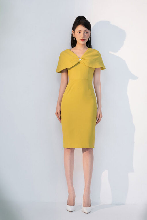 Đầm ôm tay liền xếp ly ngực