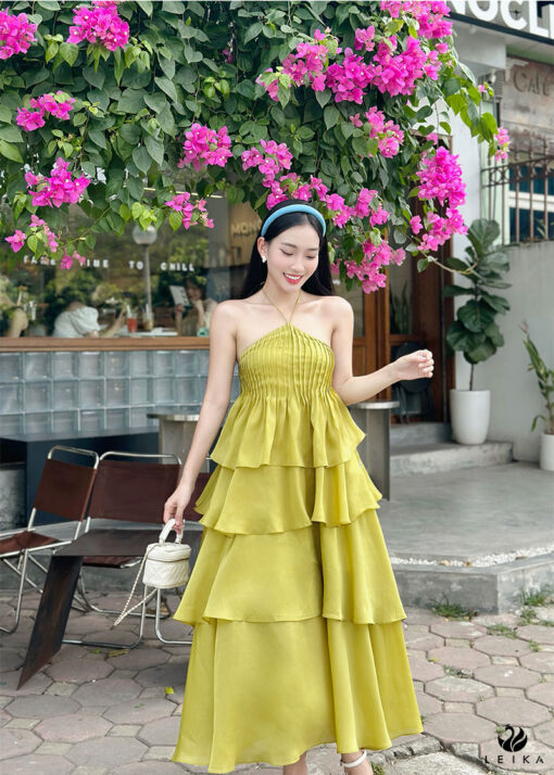 Đầm yếm bấu ly ngực bèo tầng