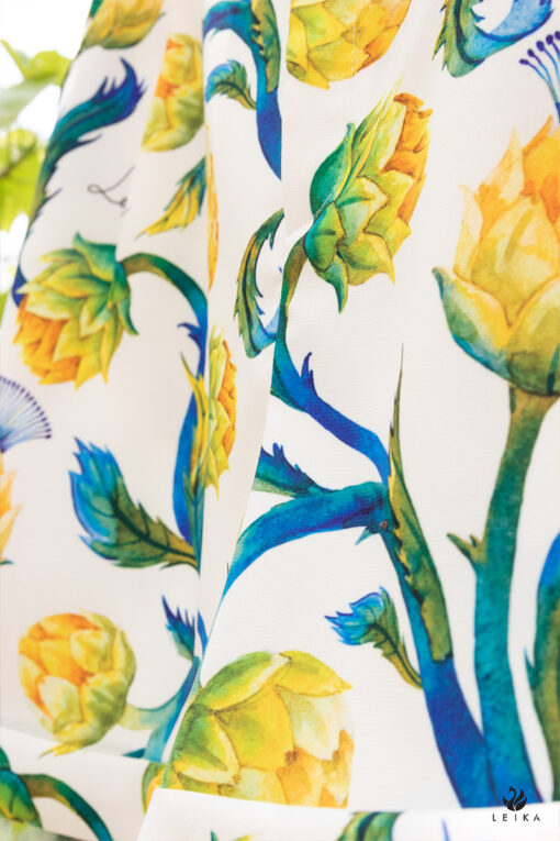 Quần soóc in hoa gấp gấu