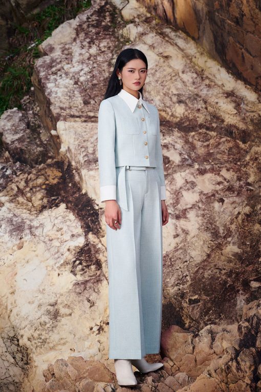 Quần suông text khiến đai cài lệch