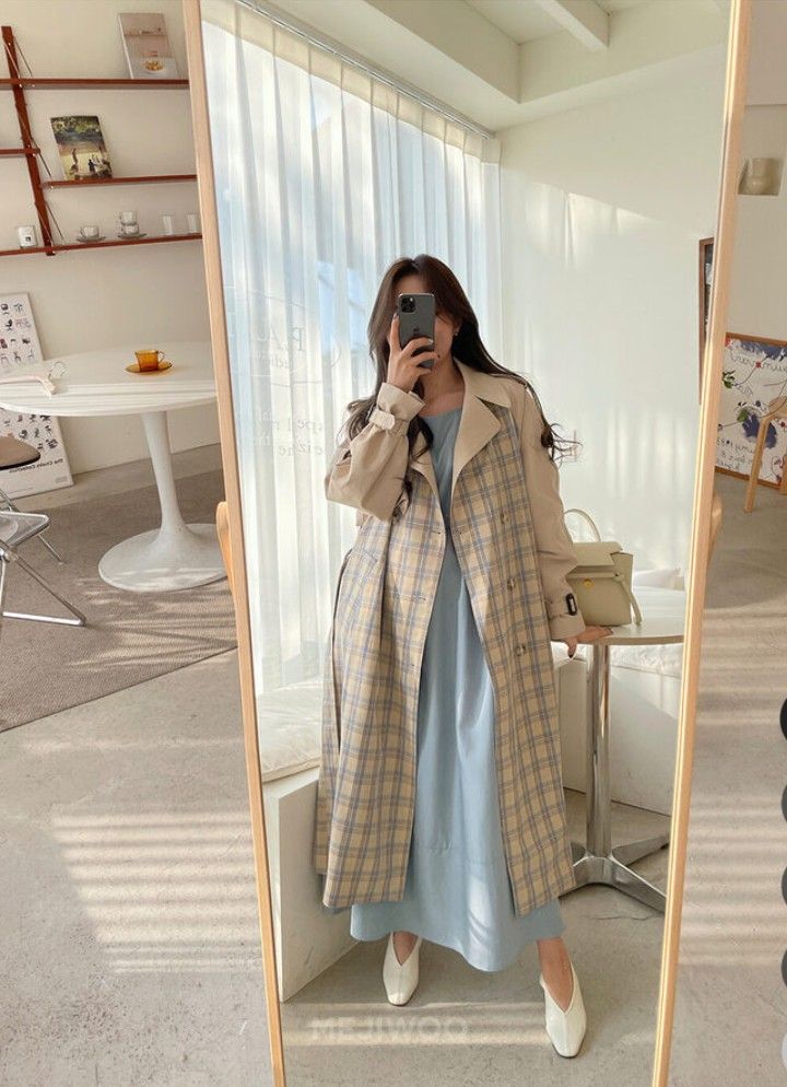 Biến hóa với áo măng tô nữ dáng dài từ item thời trang quen thuộc