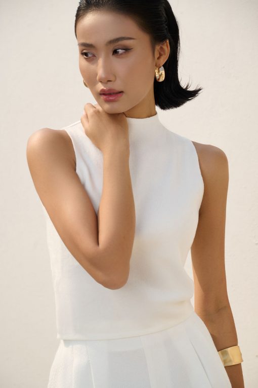 Áo len sát nách dệt tăm bo cổ, gấu