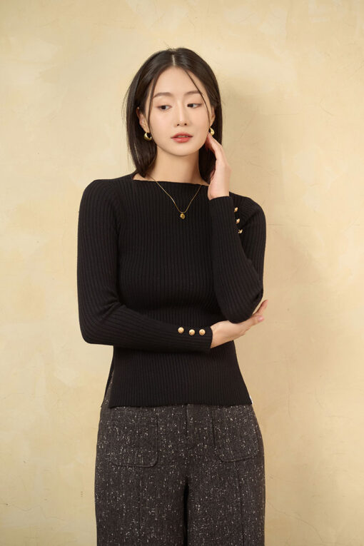 Áo Len DT cổ thuyền tay đính cúc