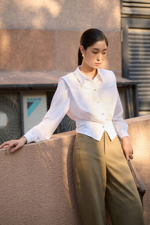 Sơ mi DT chiết ly gấu có đệm vai