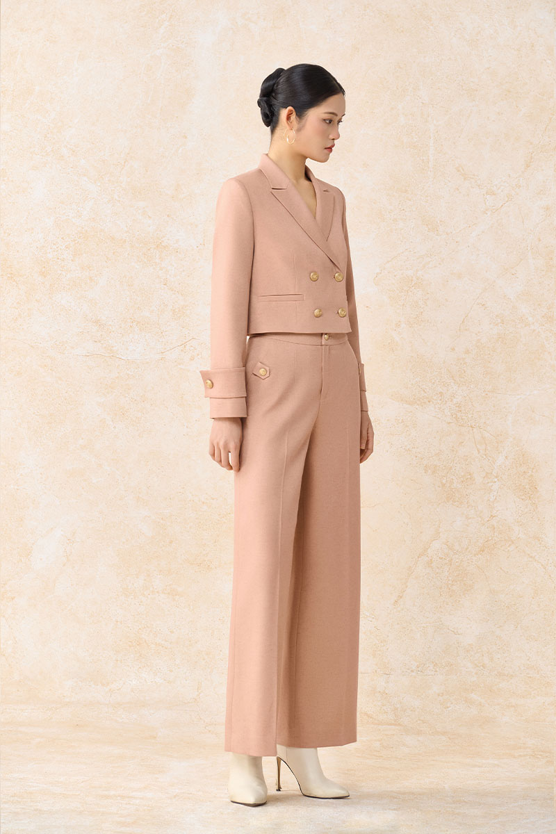 Quần suông cá kẹp túi chéo đính cúc