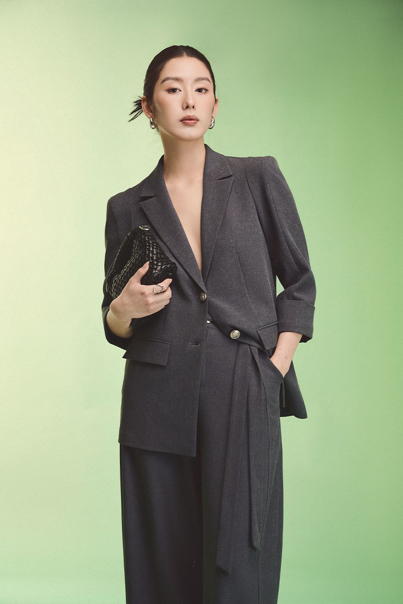 Áo vest suông can tay tạo form