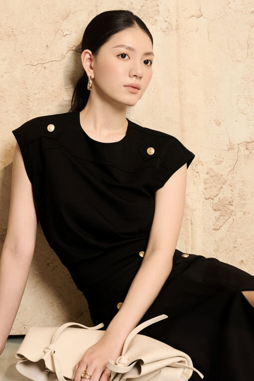 Áo thun SN bo gấu cầu vai đính cúc