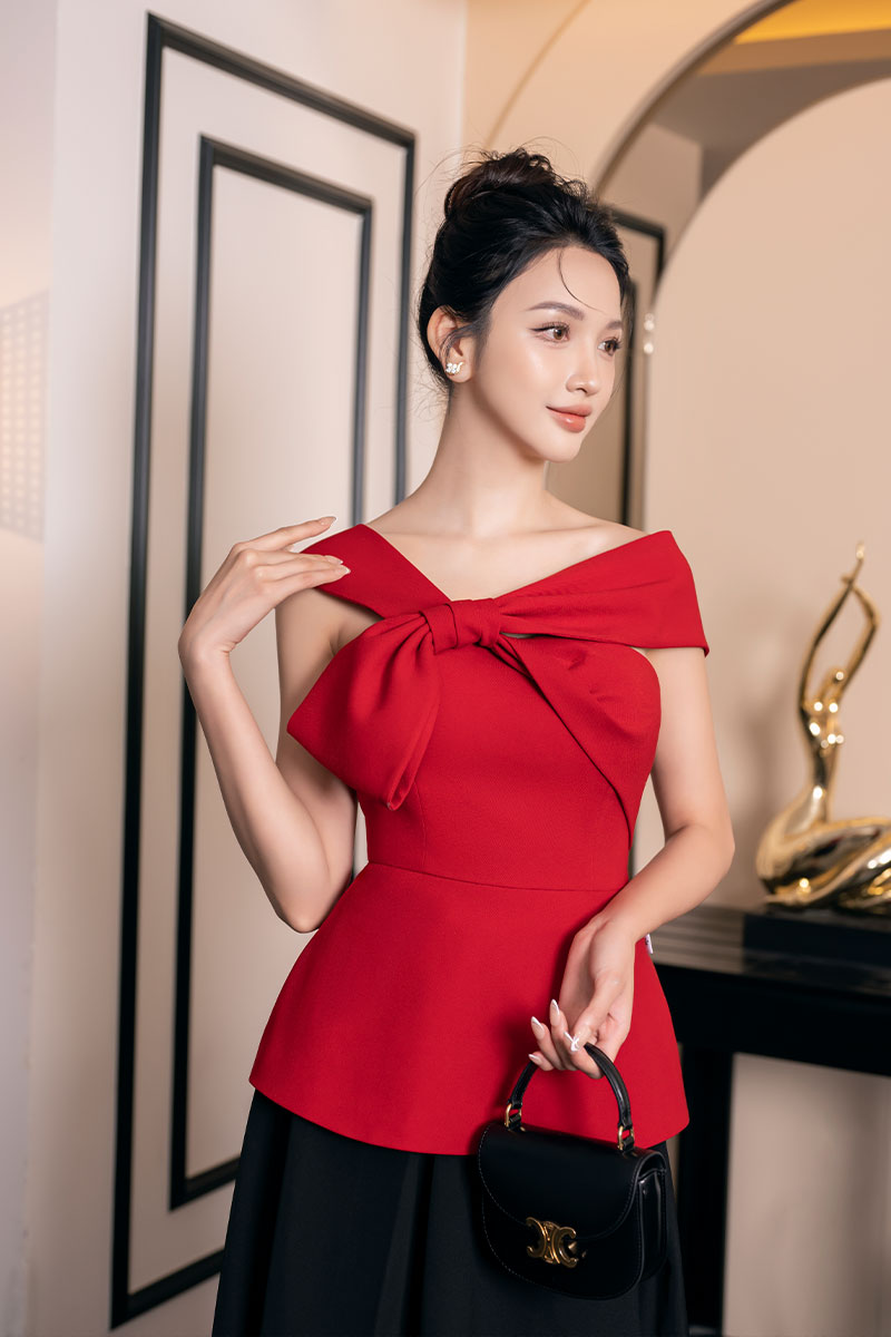 kiểu áo peplum trẻ trung