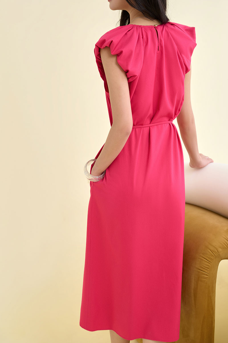 Đầm xoè cổ V vai bom chờm eo buộc dây