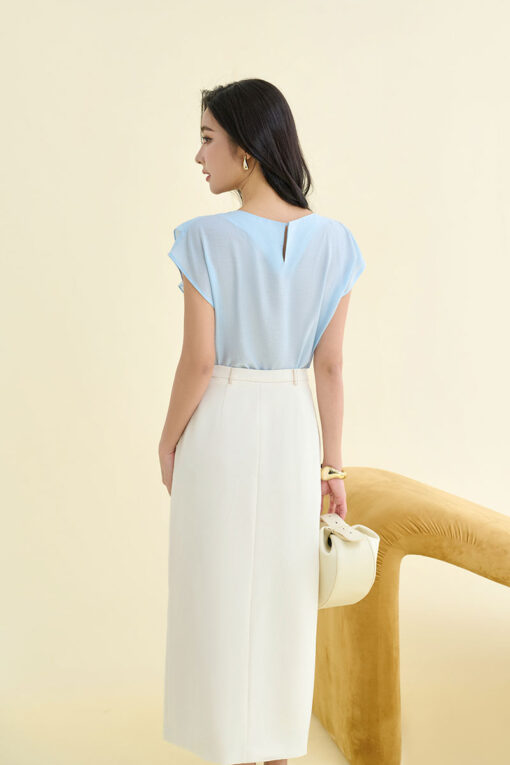 Sơ mi CT cổ thuyền bong lệch đính hoa