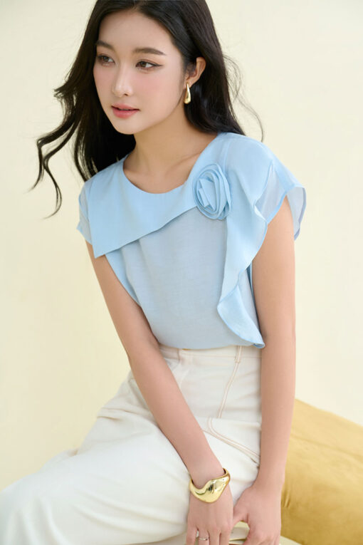 Sơ mi CT cổ thuyền bong lệch đính hoa