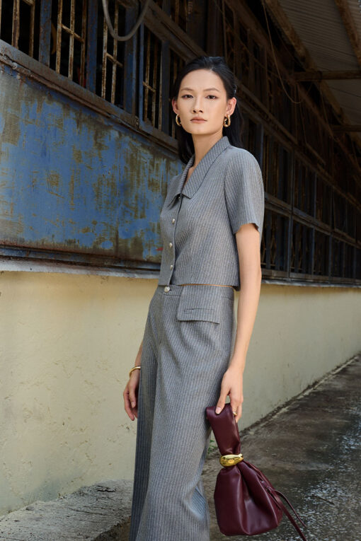 Áo kiểu CT croptop kẻ sọc 1 hàng cúc