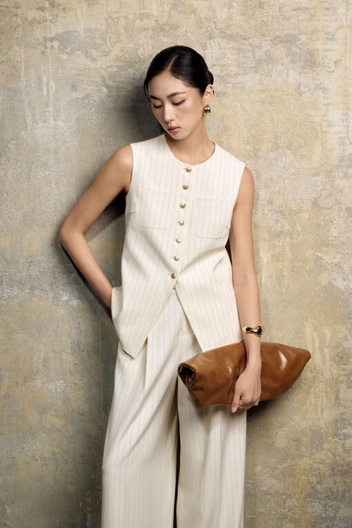 Áo gile túi ốp ngực V gấu