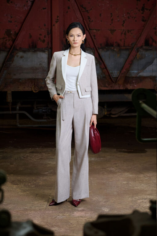 Quần suông quai nhê rơi đính cúc đôi