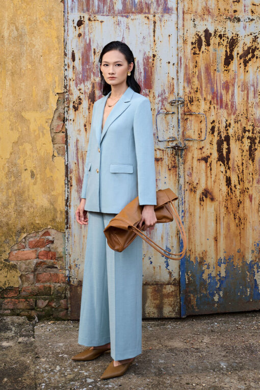 Quần suông túi chéo đính đỉa cách điệu