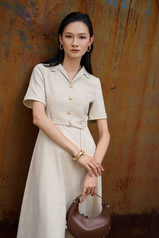 Đầm xoè cổ ve điệu đai eo