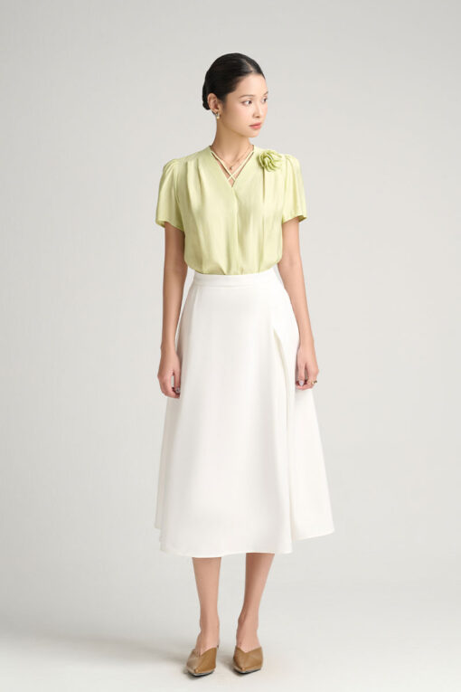 Sơ mi CT cổ V đan chéo đính hoa