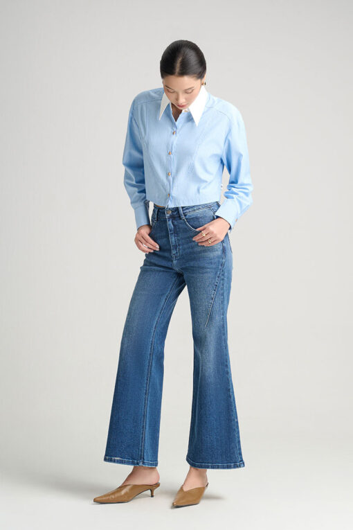 Quần jean loe chiết đùi trang trí