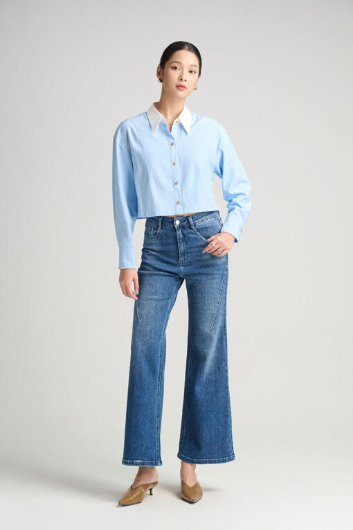 Quần jean loe chiết đùi trang trí