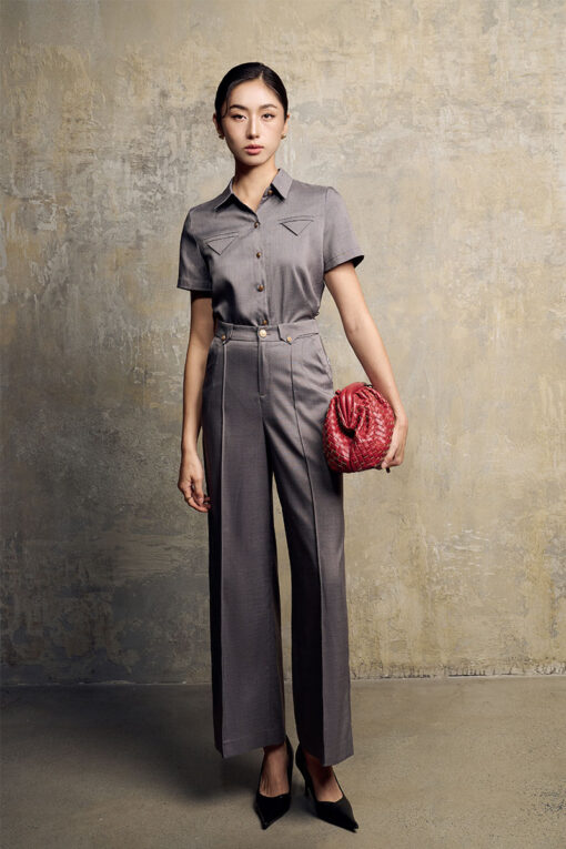 Quần suông xếp ly đai cá đính cúc