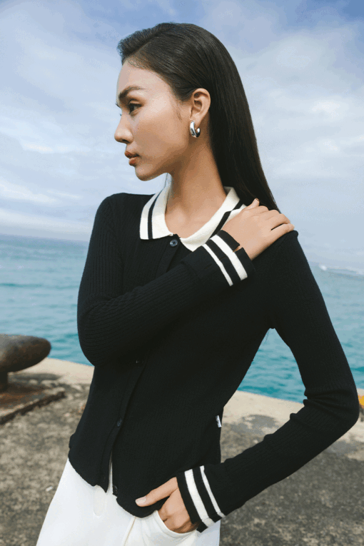 Áo Len DT mở cúc cổ phối tay loe