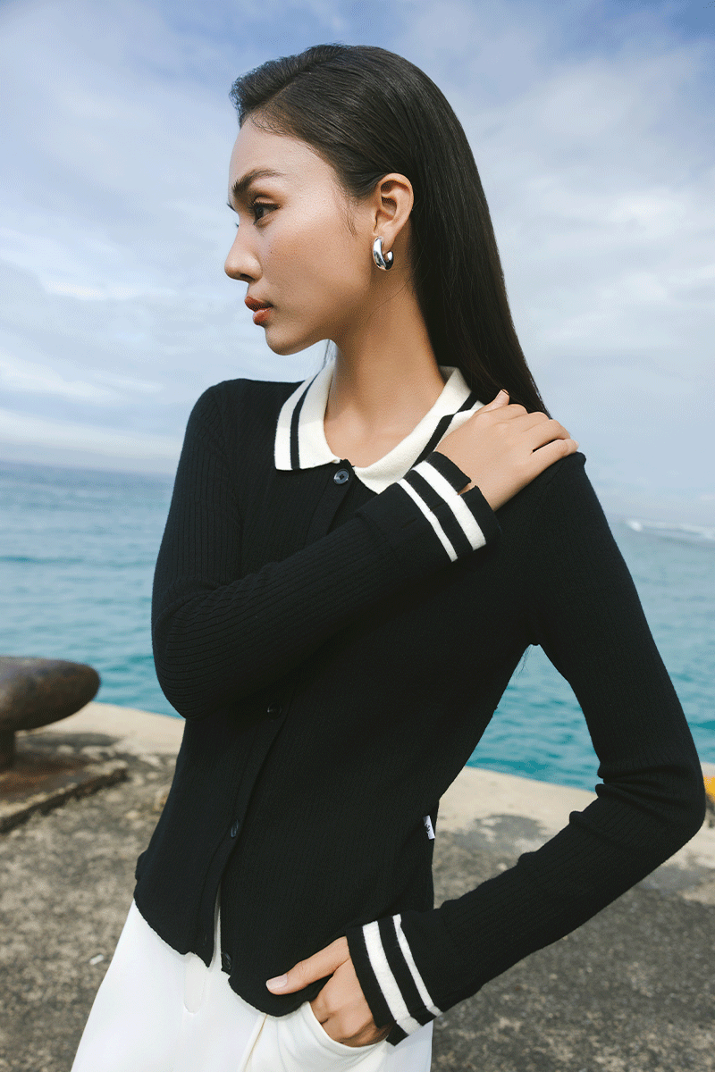 Áo Len DT mở cúc cổ phối tay loe