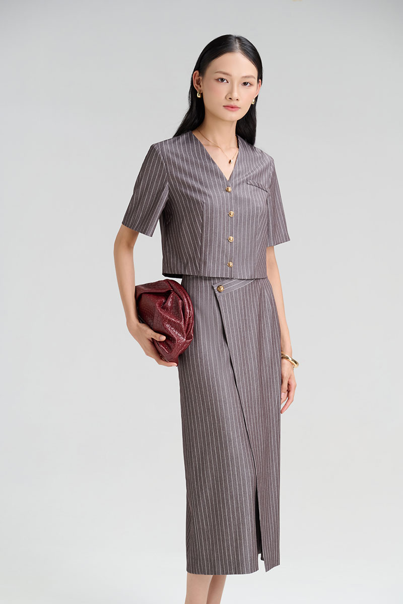 Áo kiểu CT croptop cổ V cơi giả