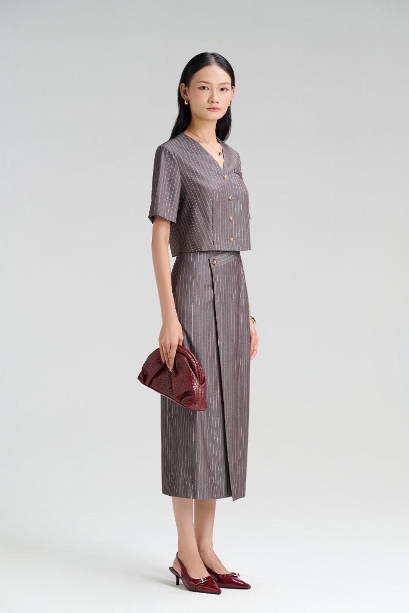 Áo kiểu CT croptop cổ V cơi giả