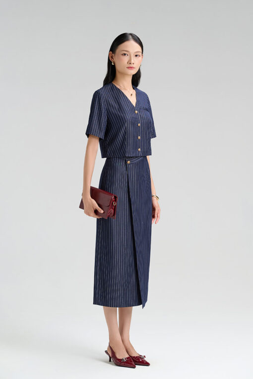 Áo kiểu CT croptop cổ V cơi giả