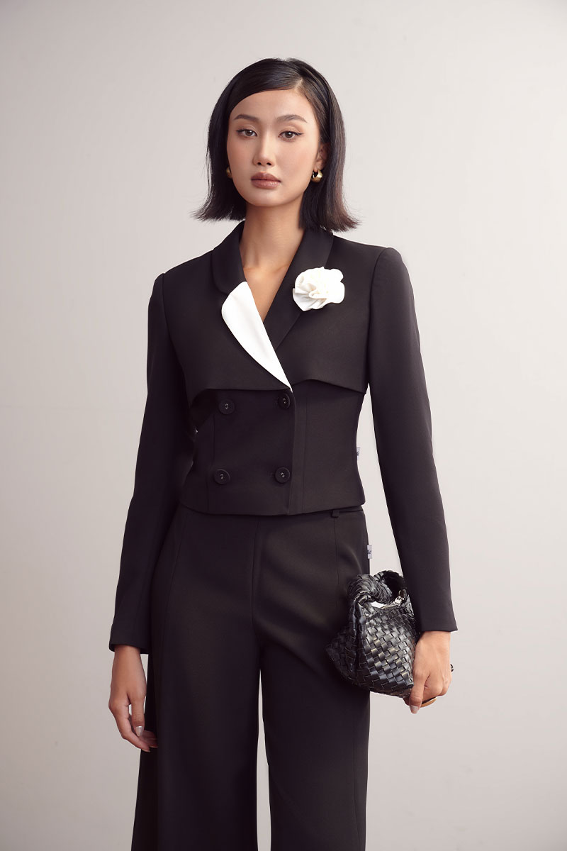 các kiểu vest nữ hiện đại