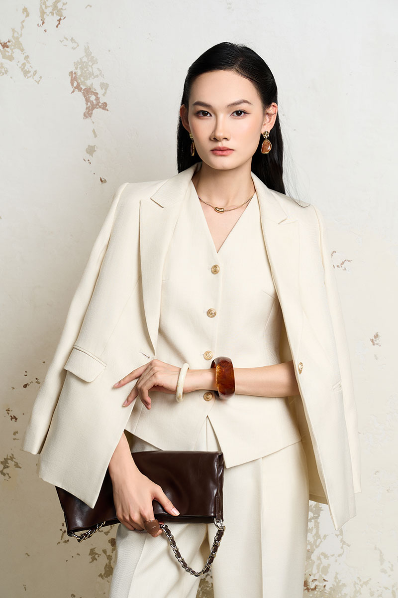 Áo vest suông cổ 2 ve vếch túi có nắp