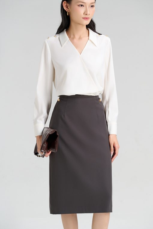 Chân váy suông vát bong giả túi