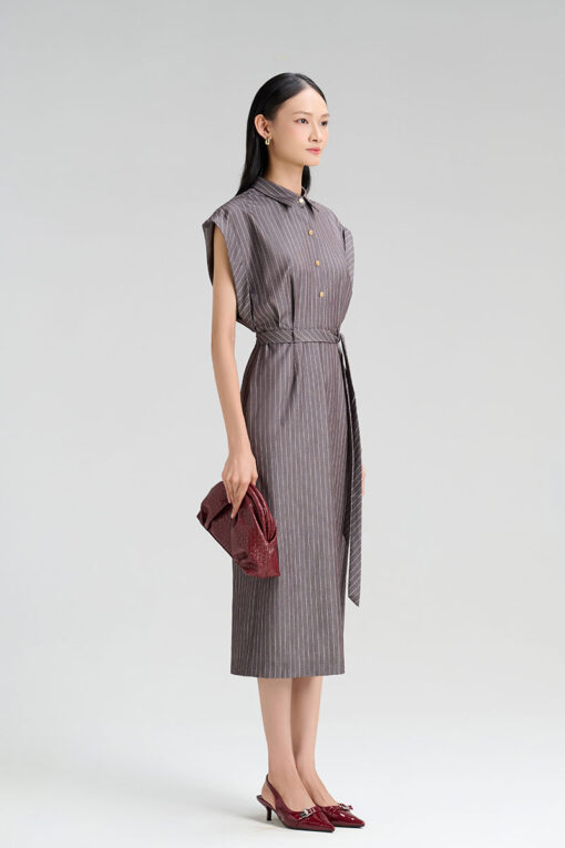 Đầm ôm vai rơi cửa tay rộng lơ vê