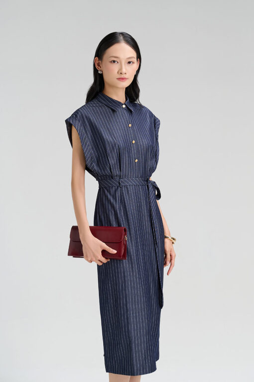 Đầm ôm vai rơi cửa tay rộng lơ vê