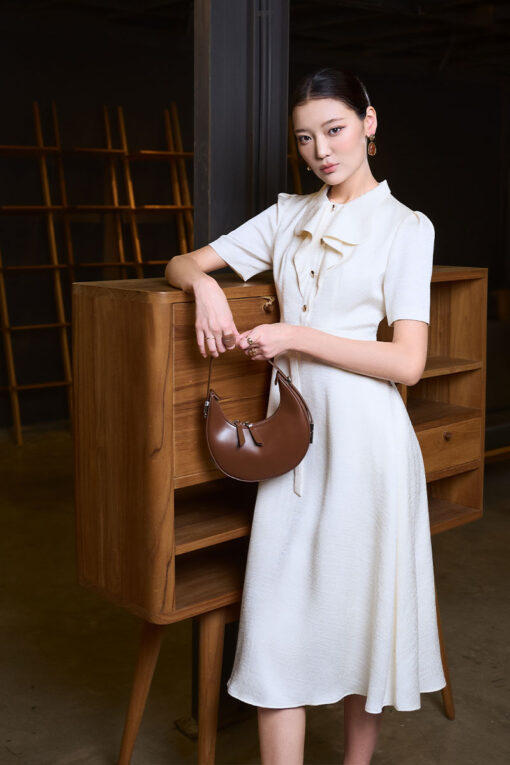 Đầm xoè cổ kẹp bèo nẹp đai eo