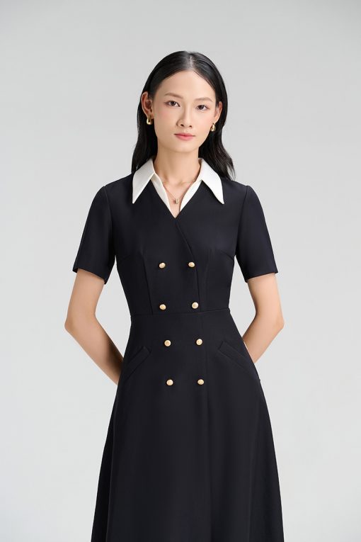 Đầm xoè hông bổ túi cơi, phối cổ