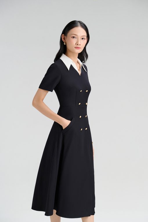 Đầm xoè hông bổ túi cơi, phối cổ