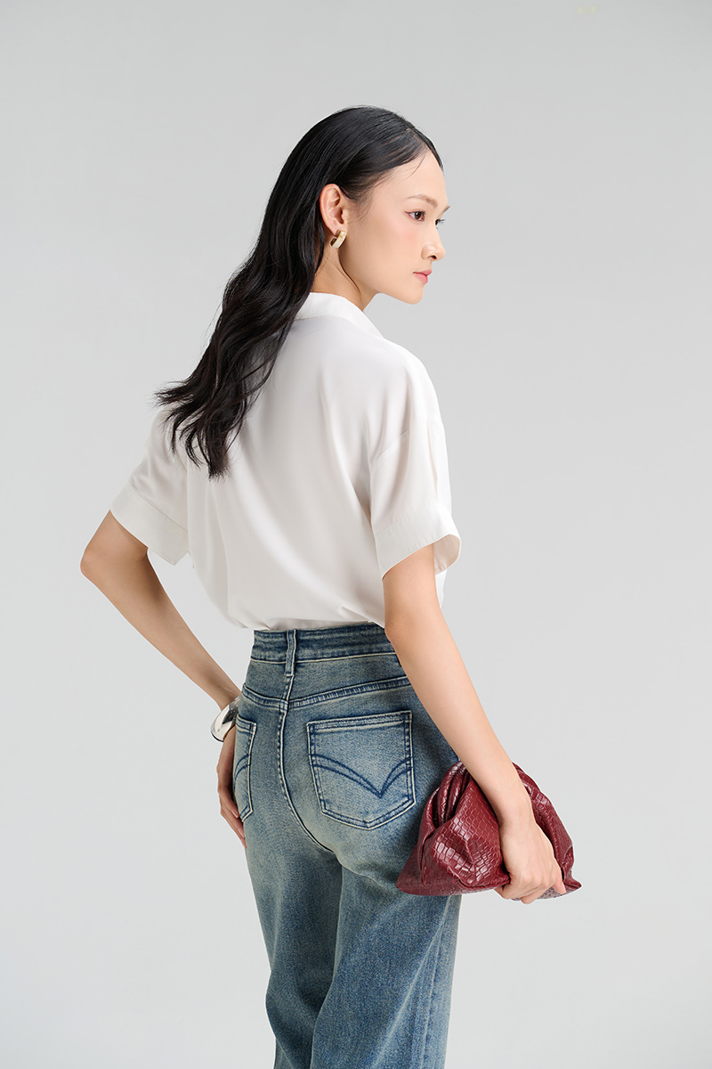 Sơ mi CT xẻ măng sét ngực in trái tim