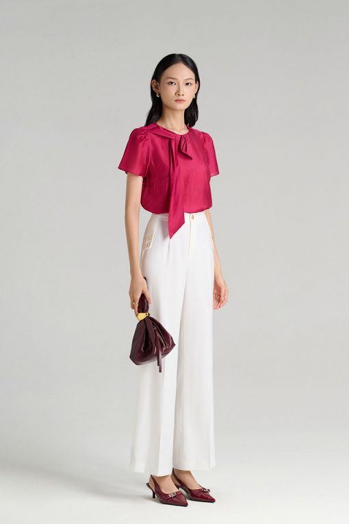 Quần loe ốp bong hông đính cúc