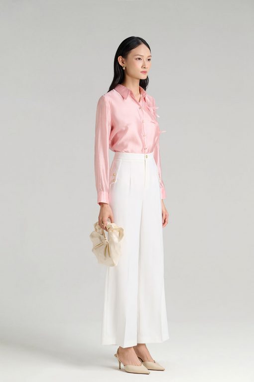 Quần loe ốp bong hông đính cúc