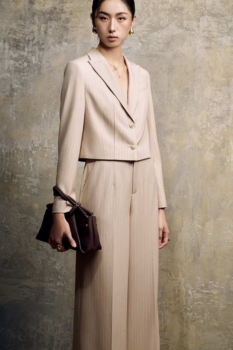 cổ áo vest nữ đẹp